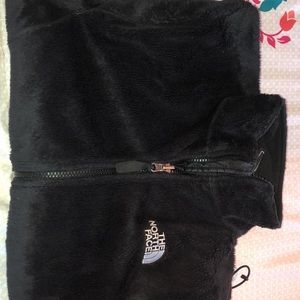 Black Women’s Northface Jacket